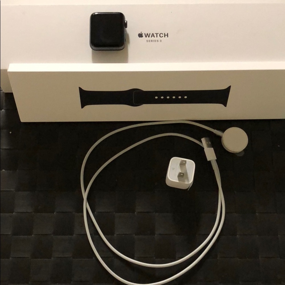 Almost new 42mm black Apple Watch series 3